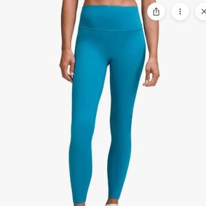 Wunder train 28” lululemon Hawaiian blue